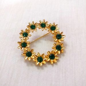 4/$20 Green Rhinestone Flower Wreath Brooch Pin Gold Tone Retro